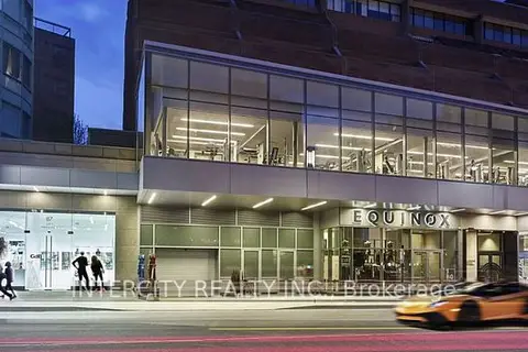55 Avenue Road 2920