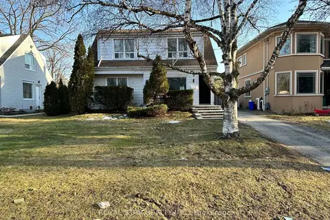 9 Roycrest Avenue Room