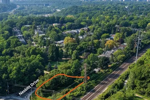 N/A Bayview Ave & Nesbitt Dr Avenue