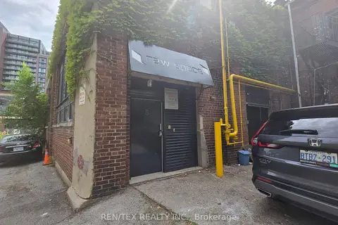 221 Sterling Road E 05