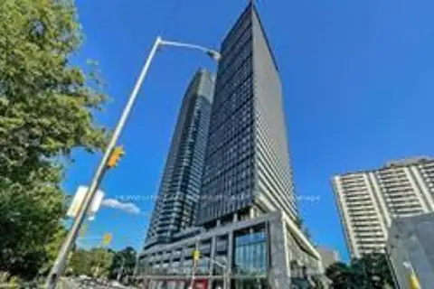 575 Bloor Street E 2205