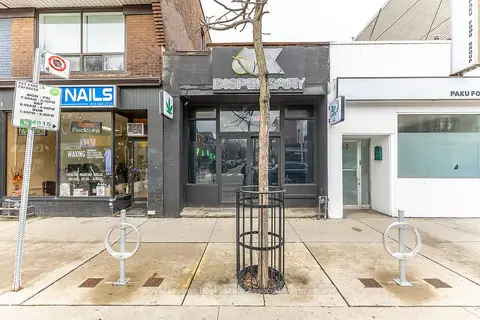 863 Bloor Street W