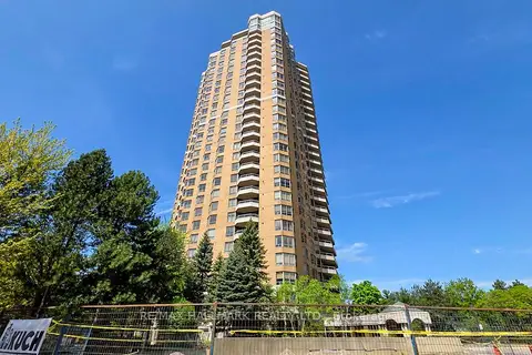 89 Skymark Drive 1610