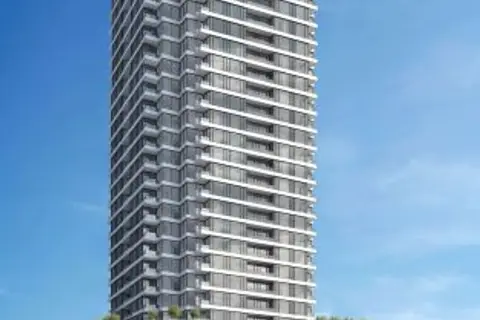 4926 Bathurst Street
