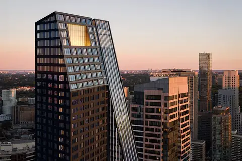 8 Wellesley Street W 905