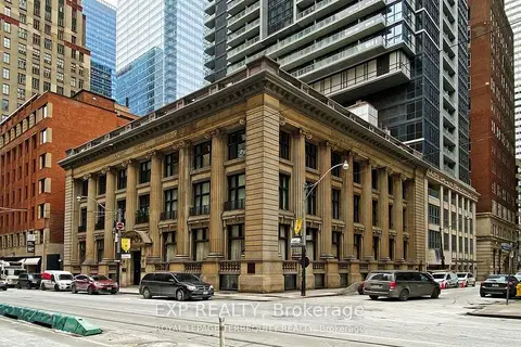73 Richmond Street W