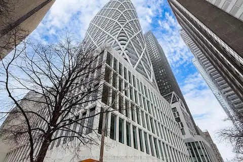 230 Simcoe Street 2212