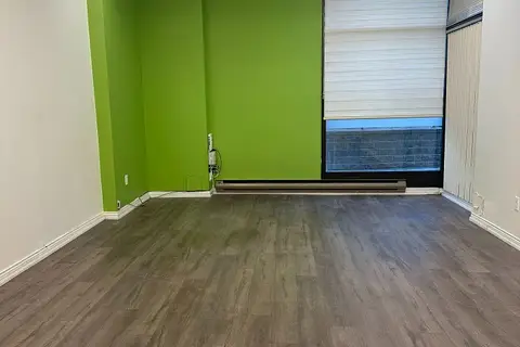 5460 Yonge Street Unit 107