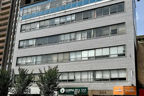 344 Bloor Street W 606