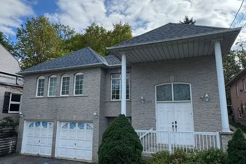 123 Steeles Avenue E UPPER ROOM 1