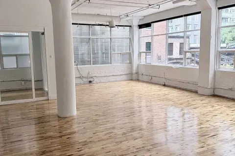626 King Street W 201
