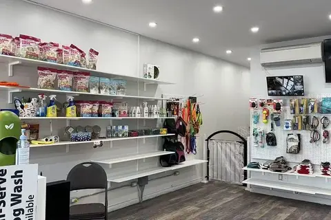 4140 Bathurst Street 4136