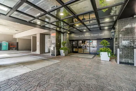 360 Bloor Street E 601