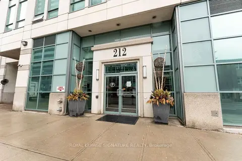 212 Eglinton Avenue E 1411