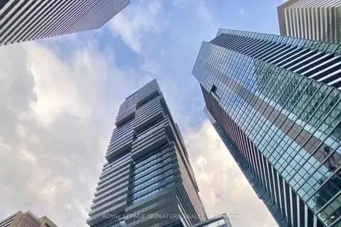 55 Charles Street E 4002