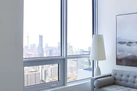 395 Bloor Street E 5511
