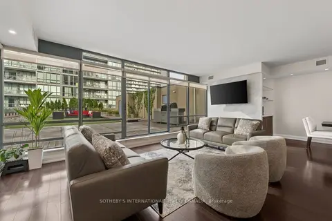 438 King Street W 1501