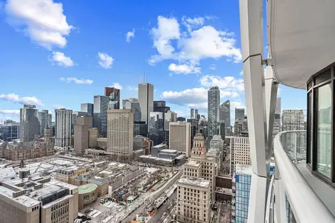 230 Simcoe Street 3113