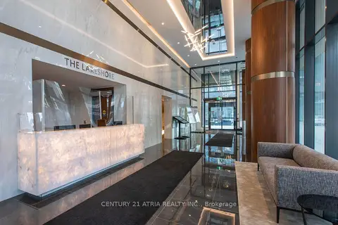 19 Bathurst Street 3306