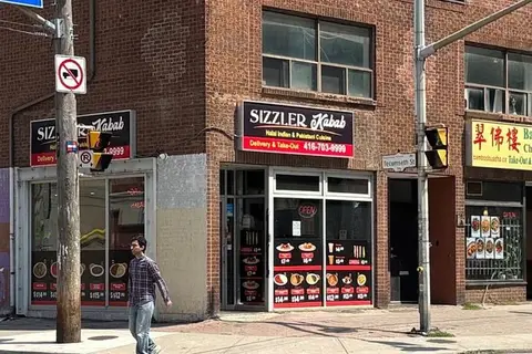 754 King Street W