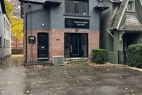 493 Davenport Road