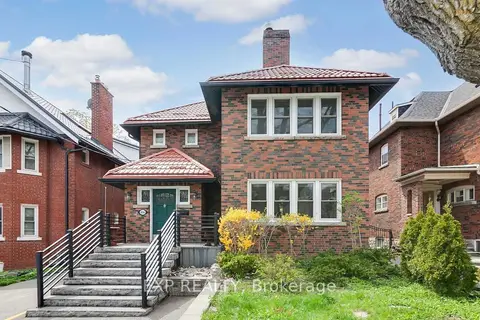 896 Avenue Road