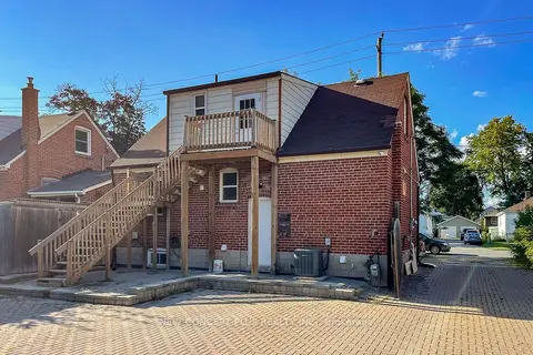 93 Finch Avenue E