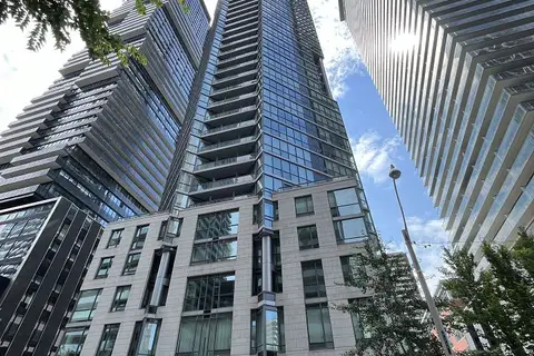 45 Charles Street E 311
