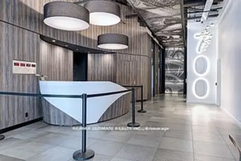 700 King Street W 904