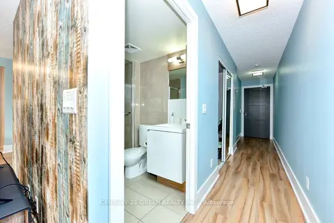 300 Front Street W 1014