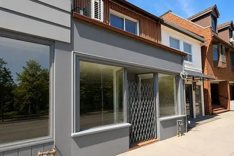 508 Queen Street E