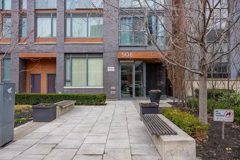 508 Wellington Street W 901