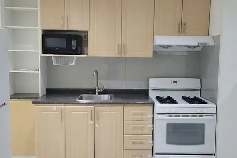 2646 Victoria Park Avenue Unit B