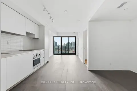 25 Frederick Todd Way 809