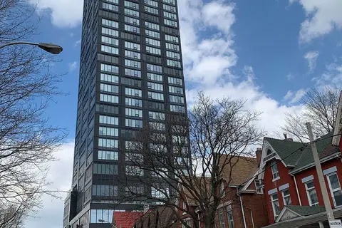 203 College Street 3003