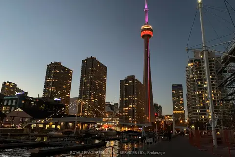 250 Queens Quay 1104