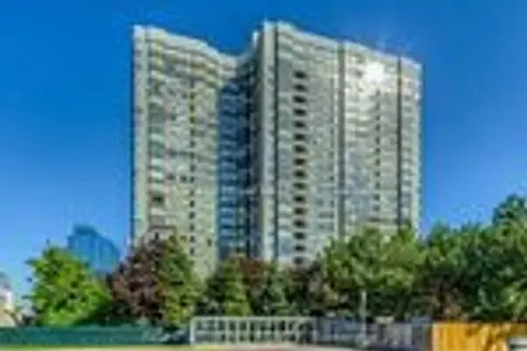 7 Bishop Avenue 905
