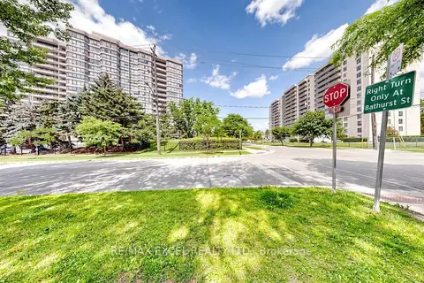 1101 Steeles Avenue W Ph103