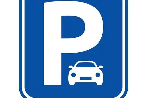 608 Richmond Street W Parking
