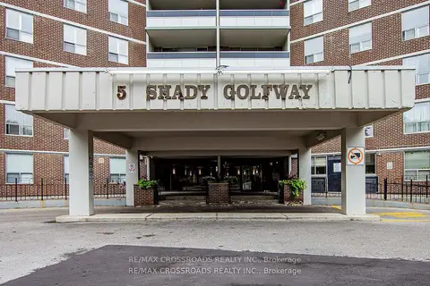5 Shady Golfway 205
