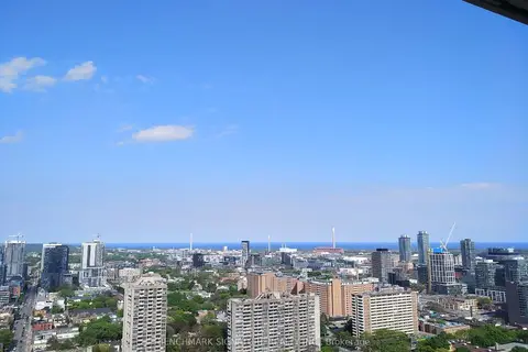 251 Jarvis Street 3214
