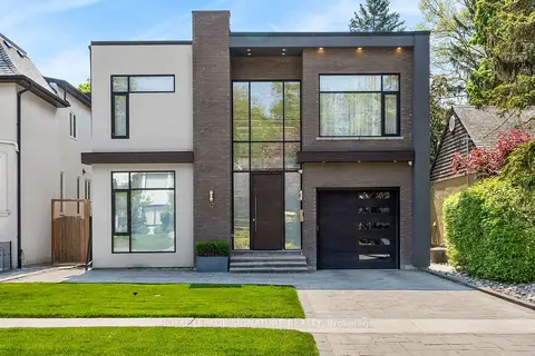 17 Nesbitt Drive