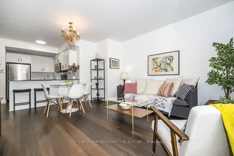 539 Jarvis Street PH7