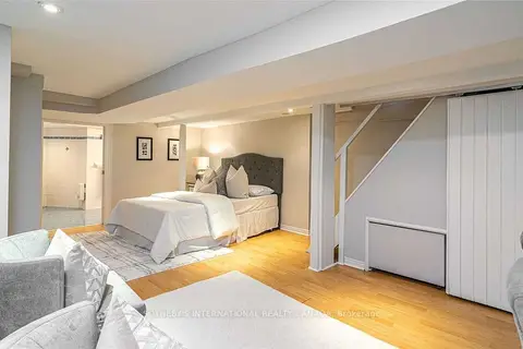 213 Shaw Street Lower