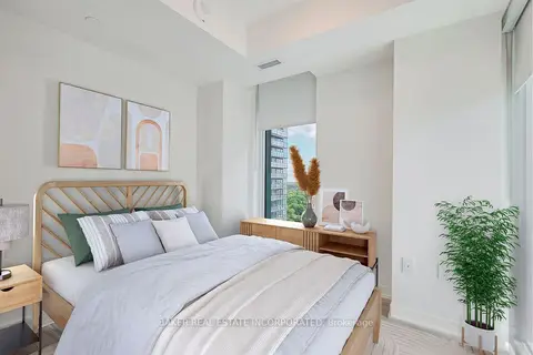 223 Redpath Avenue 3402