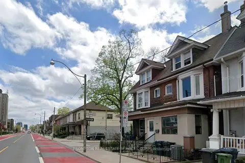 700 Dufferin Street