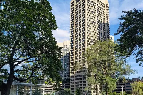 55 Harbour Square 606