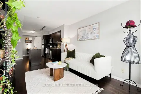 215 Fort York Boulevard 1312