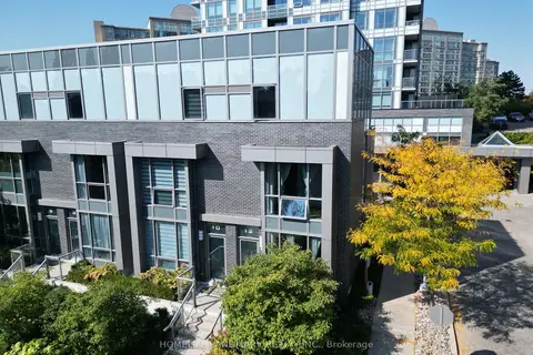 18 Graydon Hall Drive TH12