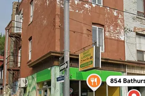 854 Bathurst Street